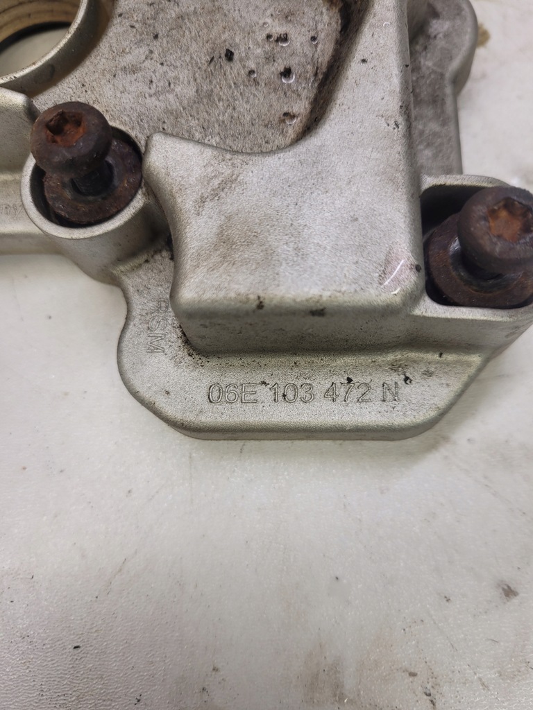 фото №5, Крышка клапанов правая audi s4 s5 a6 3.0 06e103472n