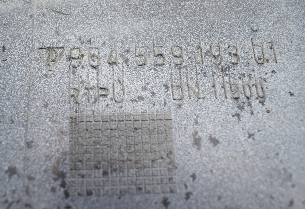 фото №5, Porsche 911 964 лівий поріг молдинг поріг org