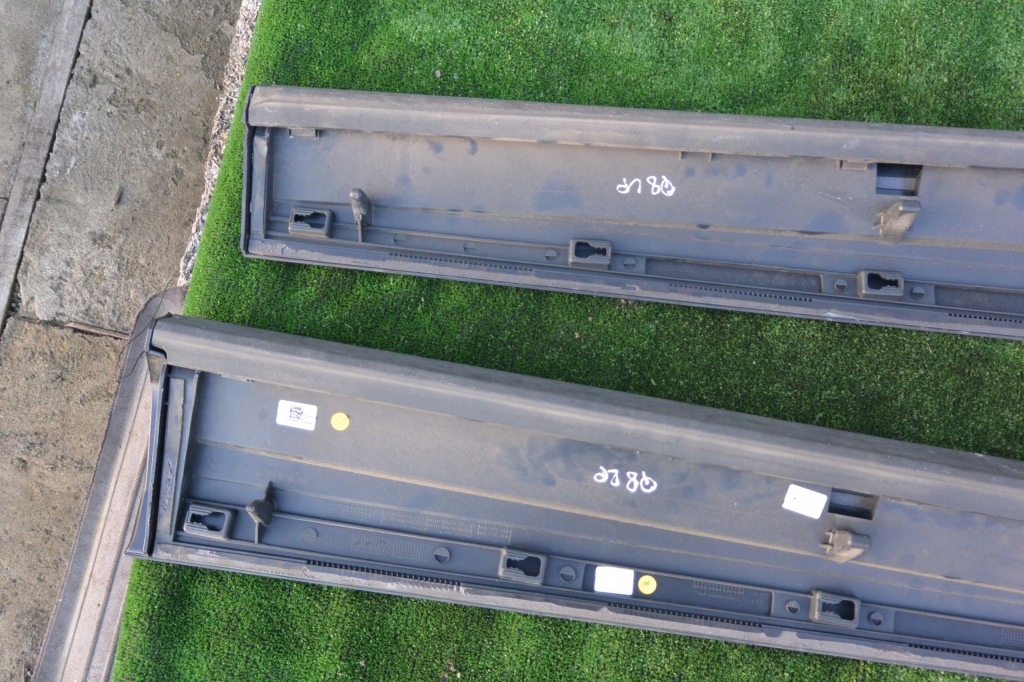 фото №10, Audi q8 8m молдинг дверь нижняя левая перед обычная lc9x