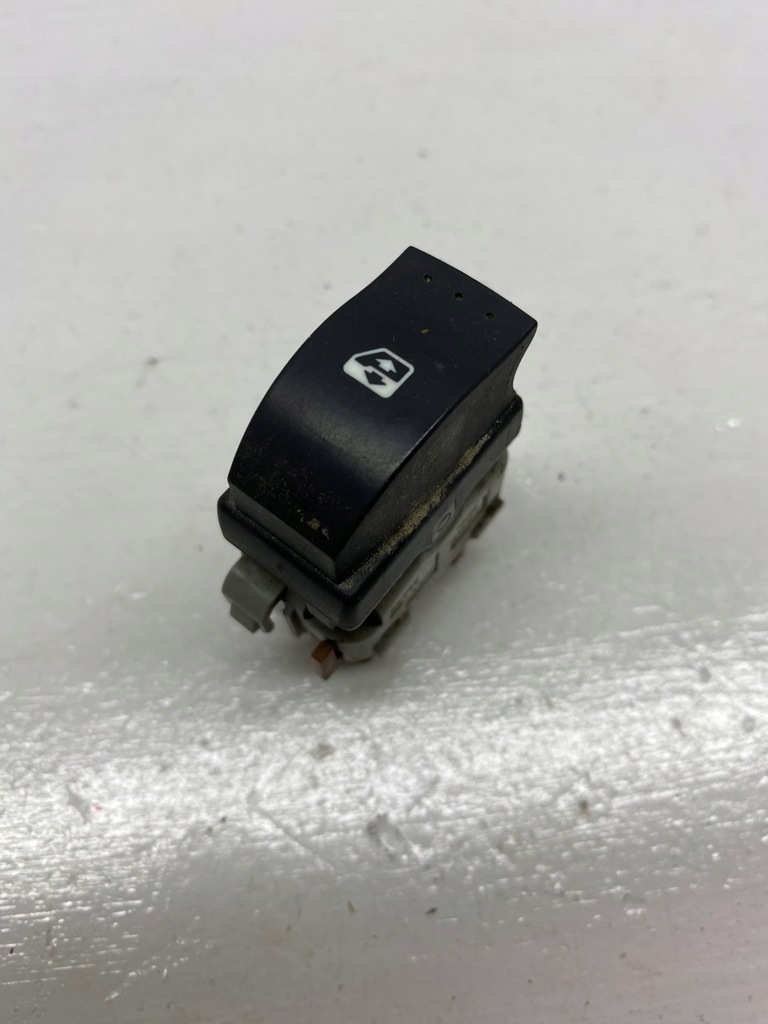 фото №1, Переключатель окон renault 2808201