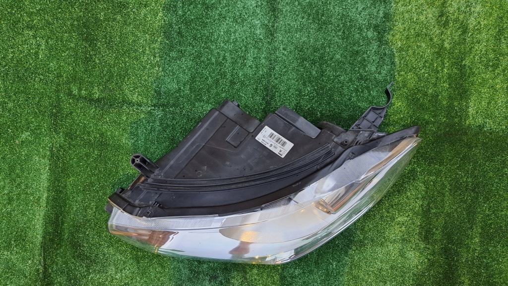 фото №3, Citroen c-elysee лампа передня