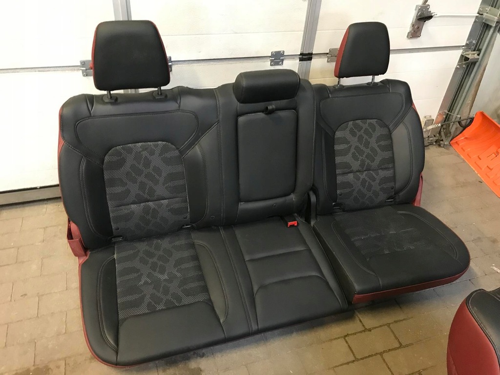 фото №7, Dodge ram rebel 2019-2022 сиденья заднее сиденье обивка