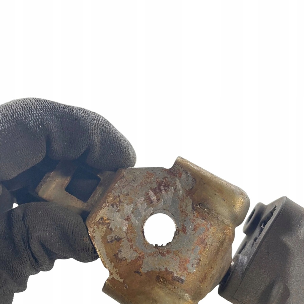 фото №6, Alfa romeo stelvio 2019 кронштейн / кронштейн глушника