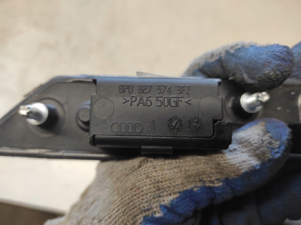 фото №5, Audi a3 8p 03- ручка накладка кришки багажника 8p0827574