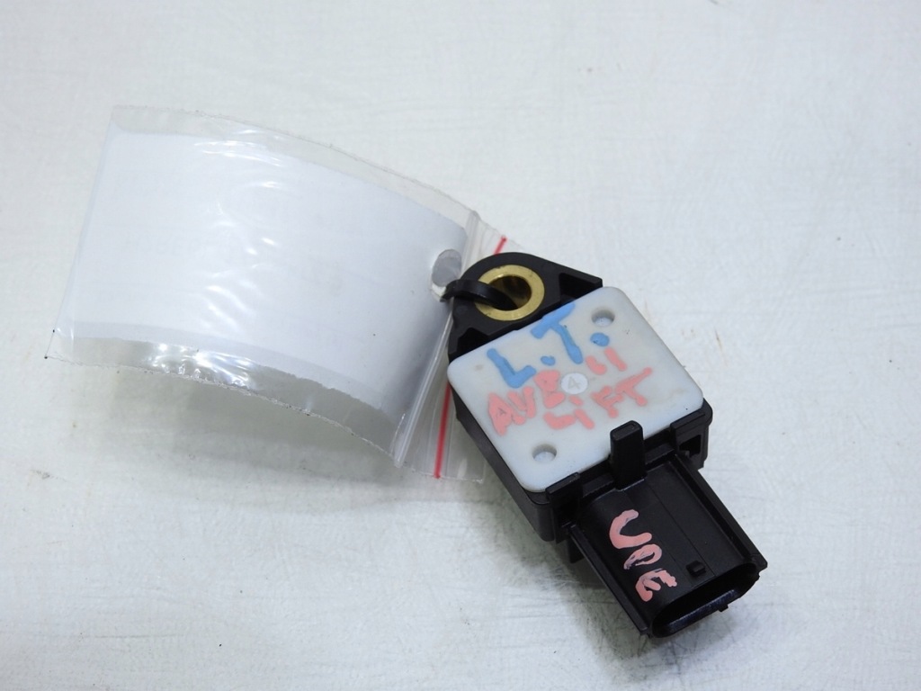 фото №5, Датчик ударный toyota avensis ii t25 lift