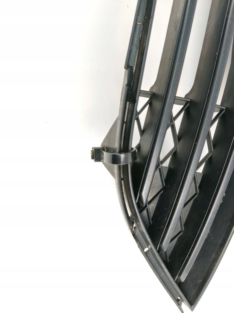 Решітка радіатора решітка  honda cr-v 3 71121swwg0 Оригінал