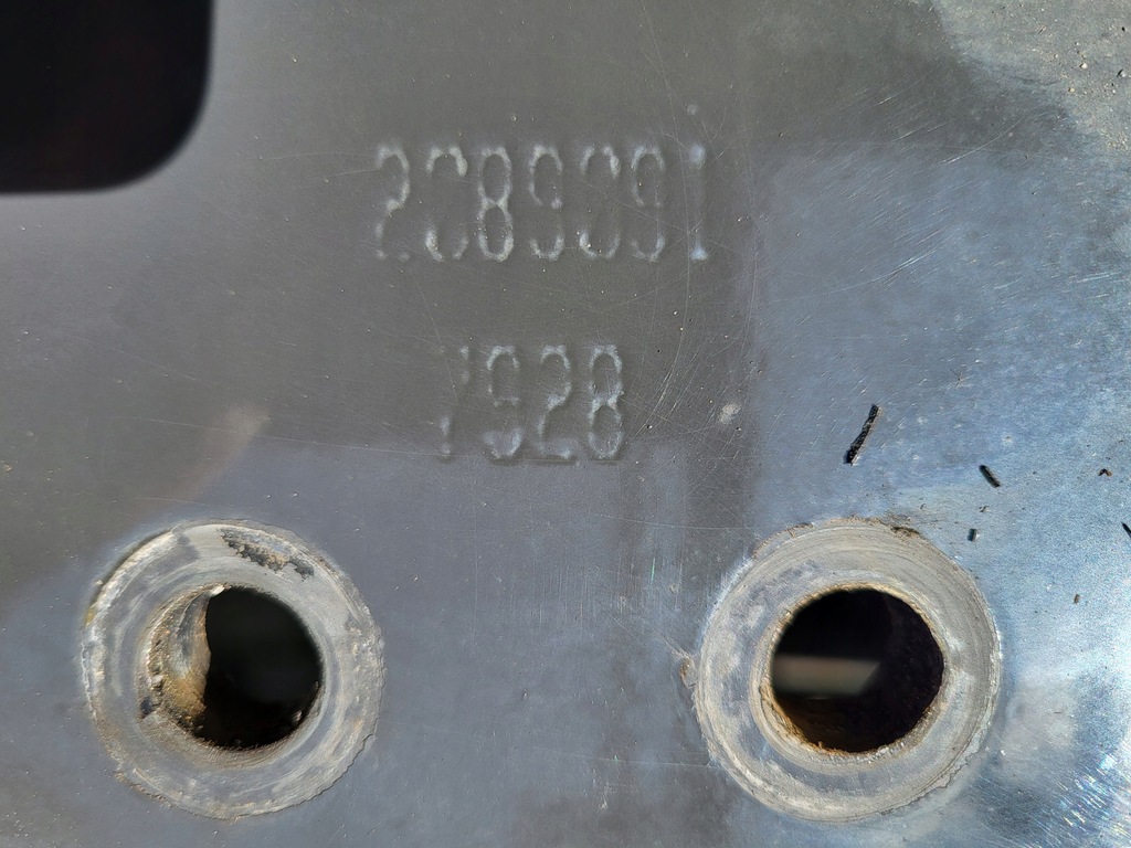 фото №10, Кронштейн кронштейн кронштейн супорт scania r 3 oś 2089091