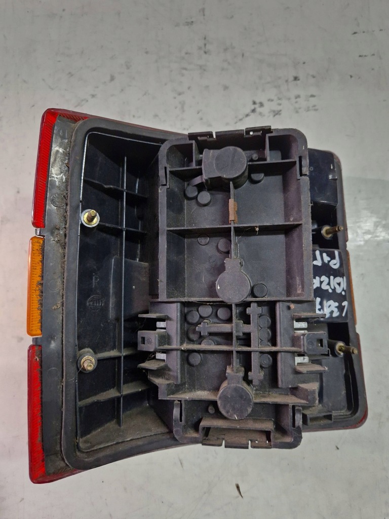 фото №6, Лампа задняя правая seat ibiza i 84-90 org. hella skoczów