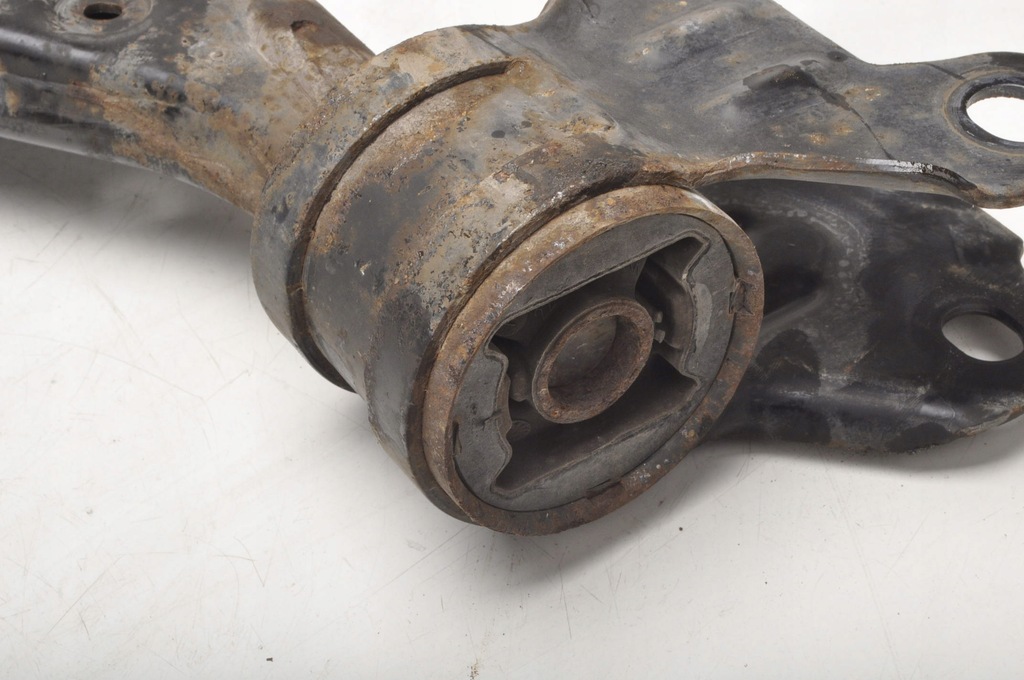 фото №7, Ford transit connect mk2 1.5 рычаг правый перед