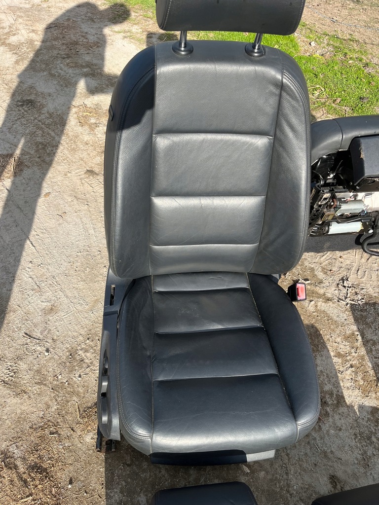 фото №6, Сиденья заднее сиденье чёрные кожа a6 c6 подогрев электрически ustawiane