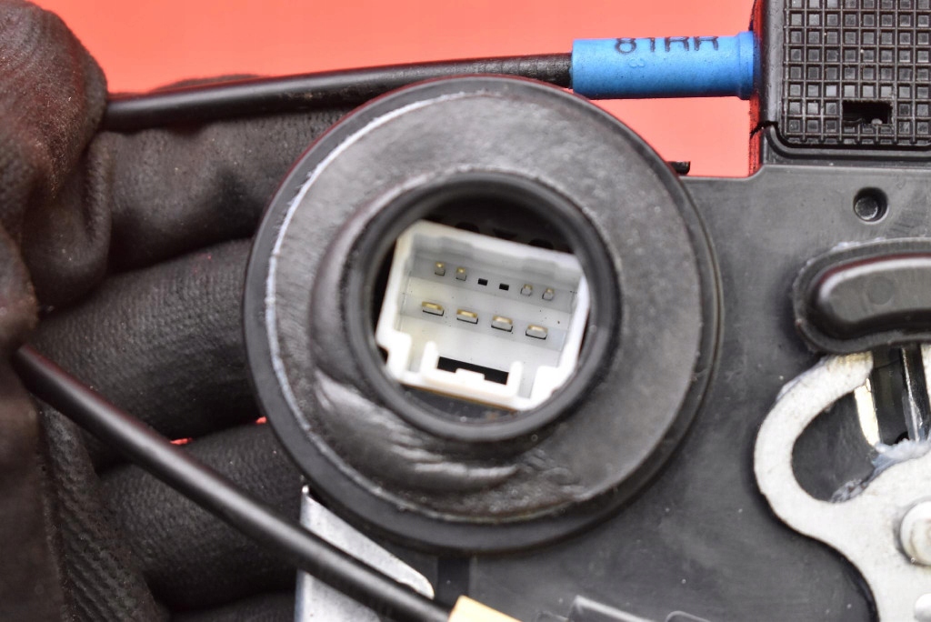 фото №7, Замок двері лівий задня задній toyota urban cruiser 08-14