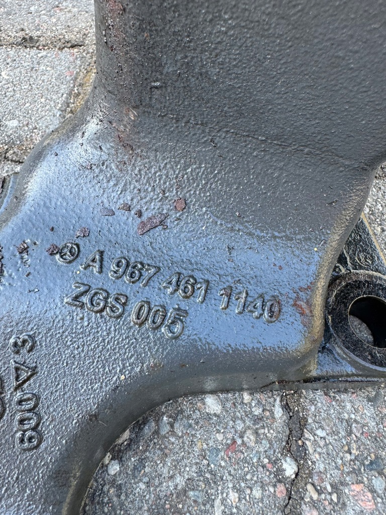 фото №4, Основание кронштейн колонки редуктор рулевого atego iii e6 a9674611140