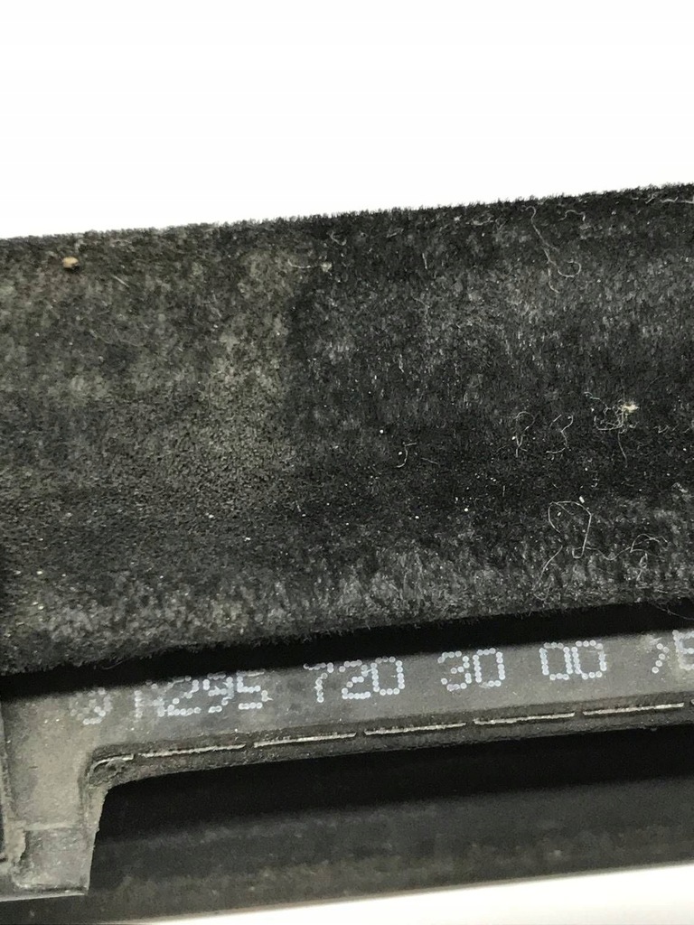 фото №13, A2957203000 mercedes eqe v295 2023 прокладка стекло дверь левая