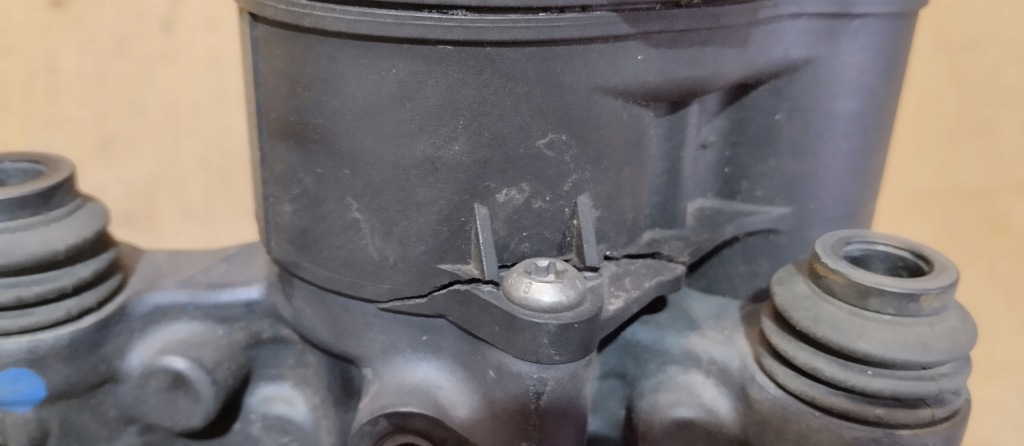 фото №10, Суппорт тормозной ручного задний левый задняя chevrolet corvette c8 z51 13541711