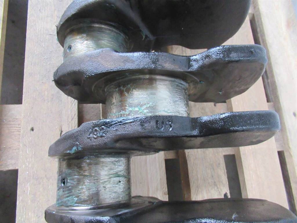 Wał коленчатый volvo fh12 km Киев