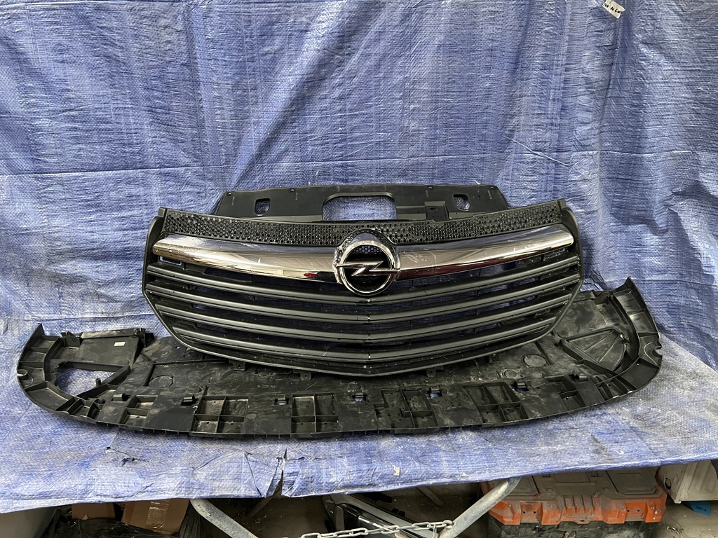 фото №1, Opel vivaro 14- решітка радіатора захист