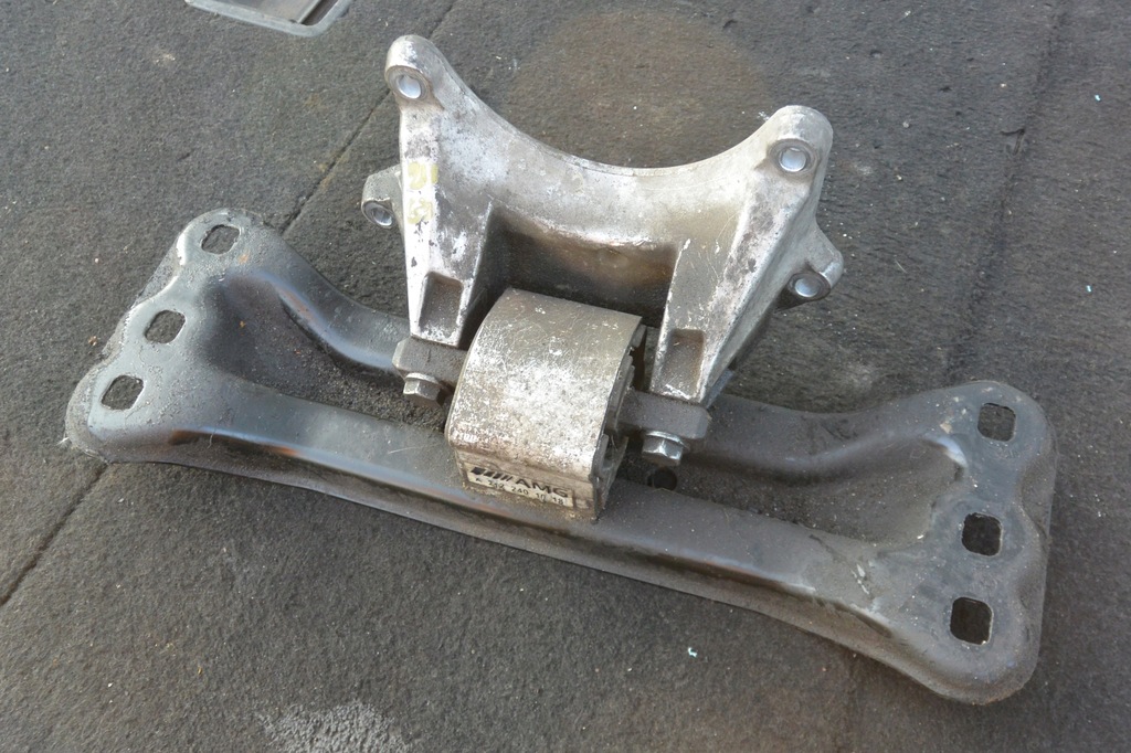 фото №10, Кронштейн кронштейн коробки mercedes w211 w219 6.3 amg