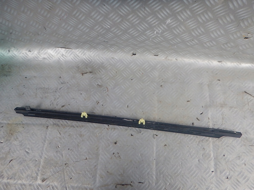 фото №2, Subaru forester ii lift 06- левая молдинг дверь задняя