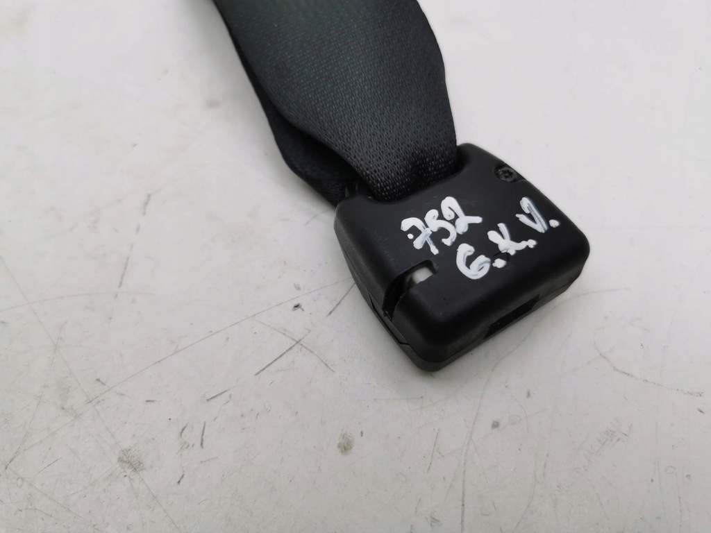 фото №8, Mitsubishi outlander 2015 пряжка заднього поперечина безпеки