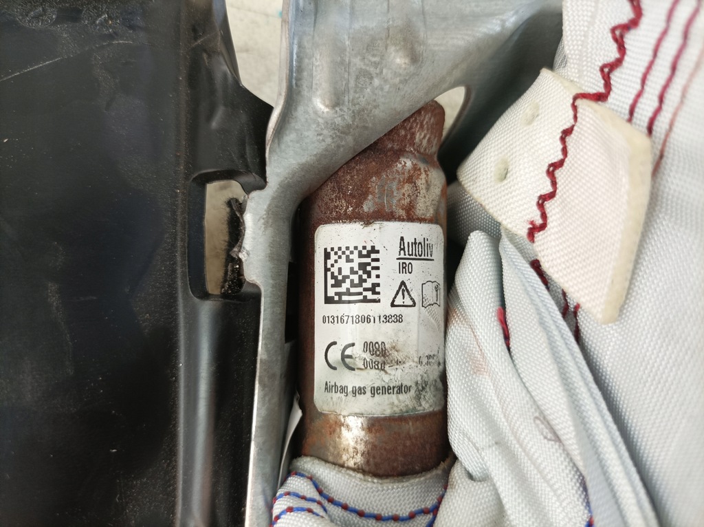 фото №11, Bmw x1 f48 15-22 подушка коленная usa левая