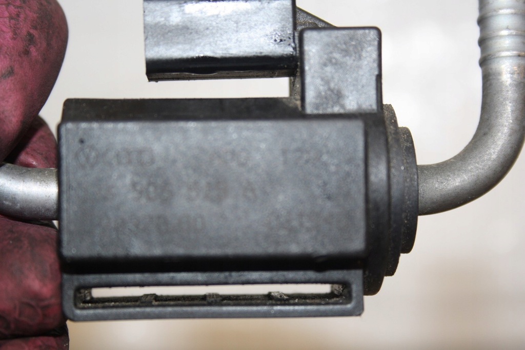 фото №7, Клапан odcięcia топлива vw golf 1.6 fsi 036906519a