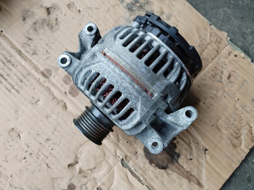 Купити Mercedes w205 2.2 cdi генератор 200a справний