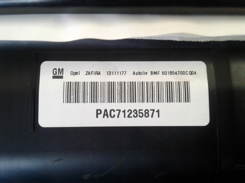 фото №9, Консоль натяжители датчик opel zafira b 1,9 cdti