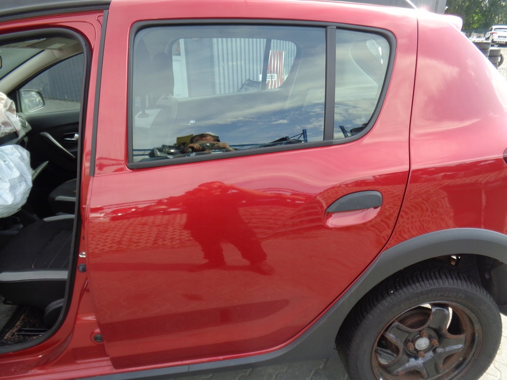 фото №1, Dacia sandero stepway дверь левая задняя tenp1 19r