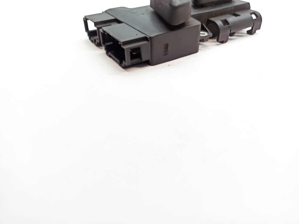 фото №12, Audi a4 s4 b8 8k 2009 перед сторона ліва кнопки керування сидіння