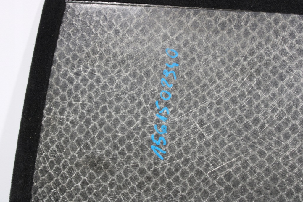 Підлога оббивка багажника alfa romeo stelvio q4 1561502940 Оригінал