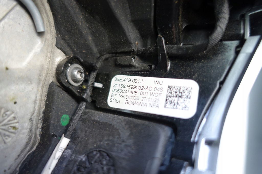 фото №8, Воздуховод audi q5 e-tron 85e 85e419091l