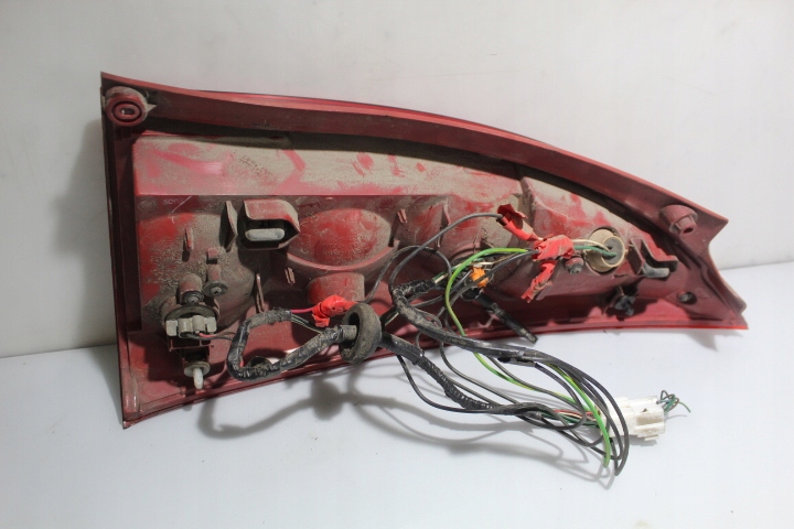 фото №4, Лампа левая задняя mazda premacy i