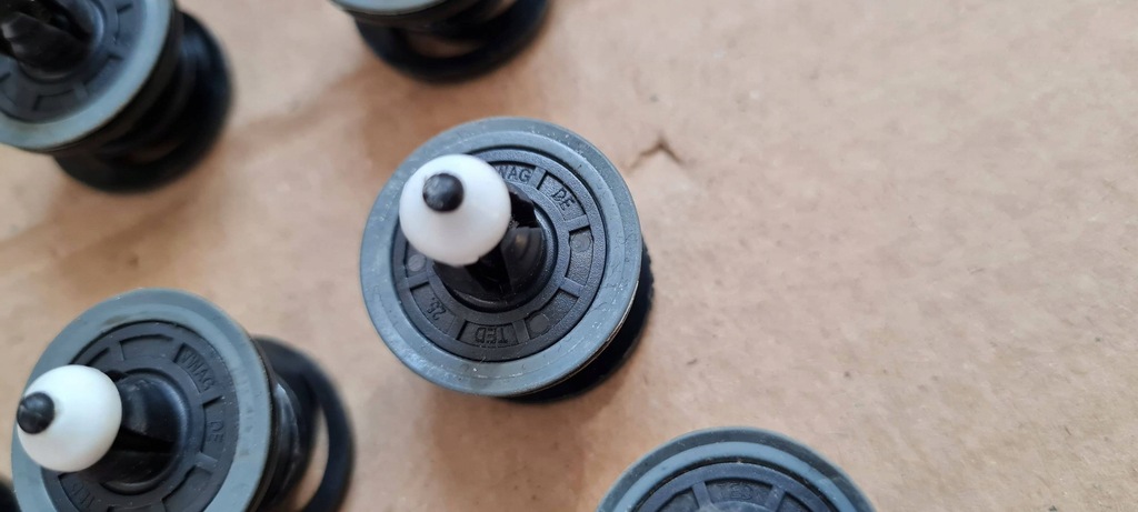 фото №7, A6 c7 4g защёлка защёлки клипса обшивка 20szt 7l6868243 a7 4g s7