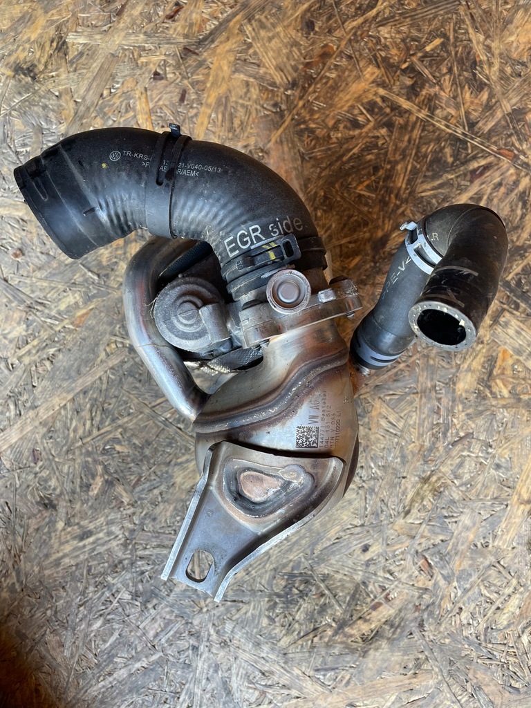 фото №1, Радиатор выхлопных газов audi a3 8v 04l131512