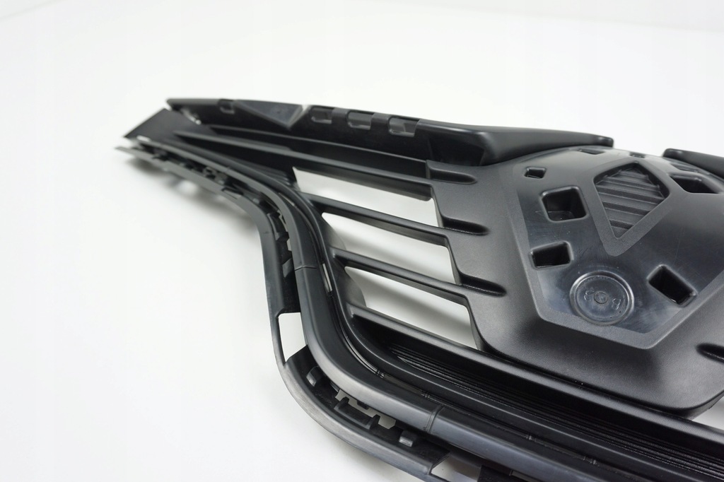 фото №14, Решётка радиатора renault captur i 13-17r 623102335r