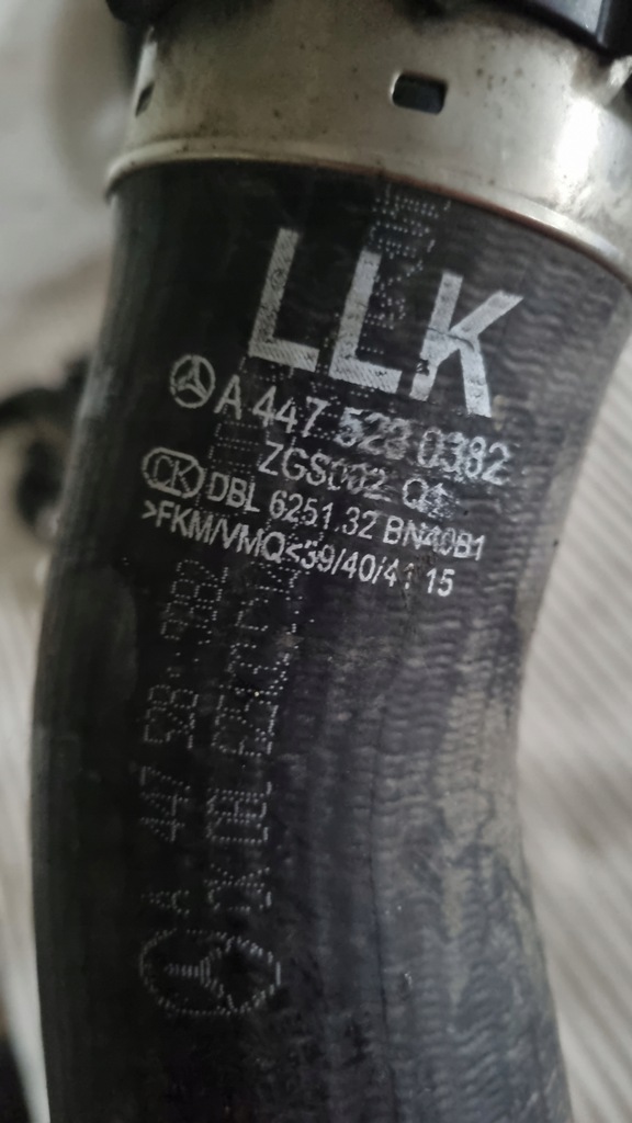 фото №3, Mercedes w447 труба интеркулер a4475280382