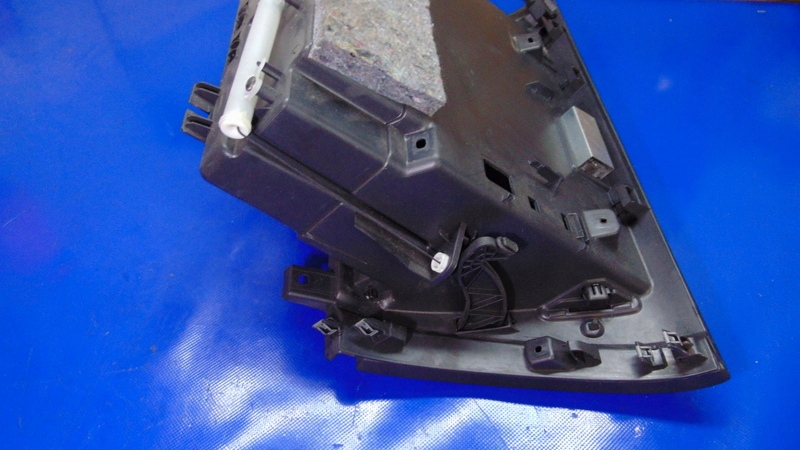 фото №11, Бардачок пассажира europa volvo s60 iii