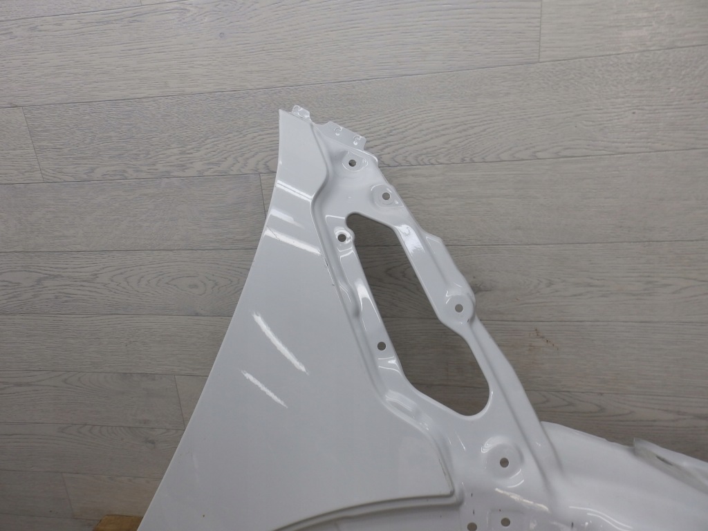 Крило передній правий mini cooper r60 r61 Ціна