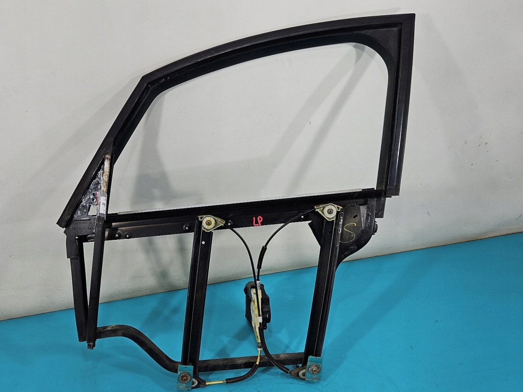 фото №1, Підйомник скло перед лівий audi a2 8z1959801a 5wk48051bf