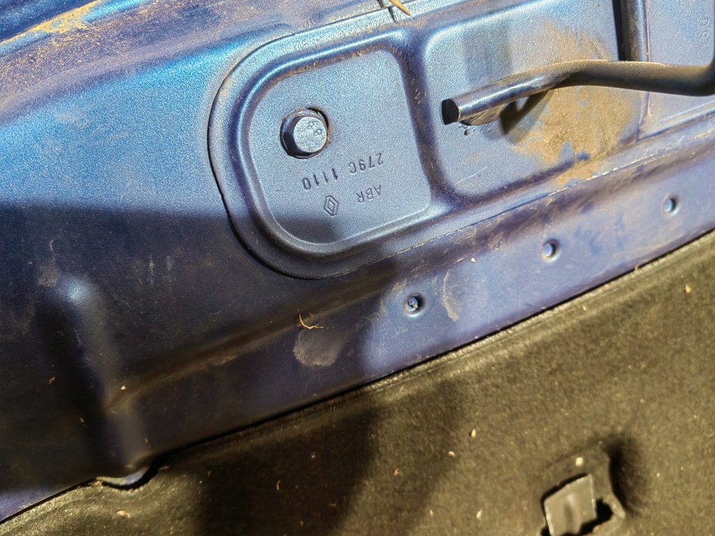 фото №5, Капот крышка двигателя renault clio iii