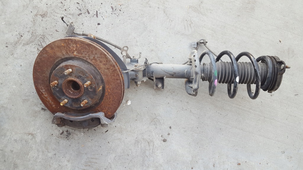 фото №1, Hyundai tucson ii 1,6 gdi поворотный кулак амортизатор правый перед 54660-d7510