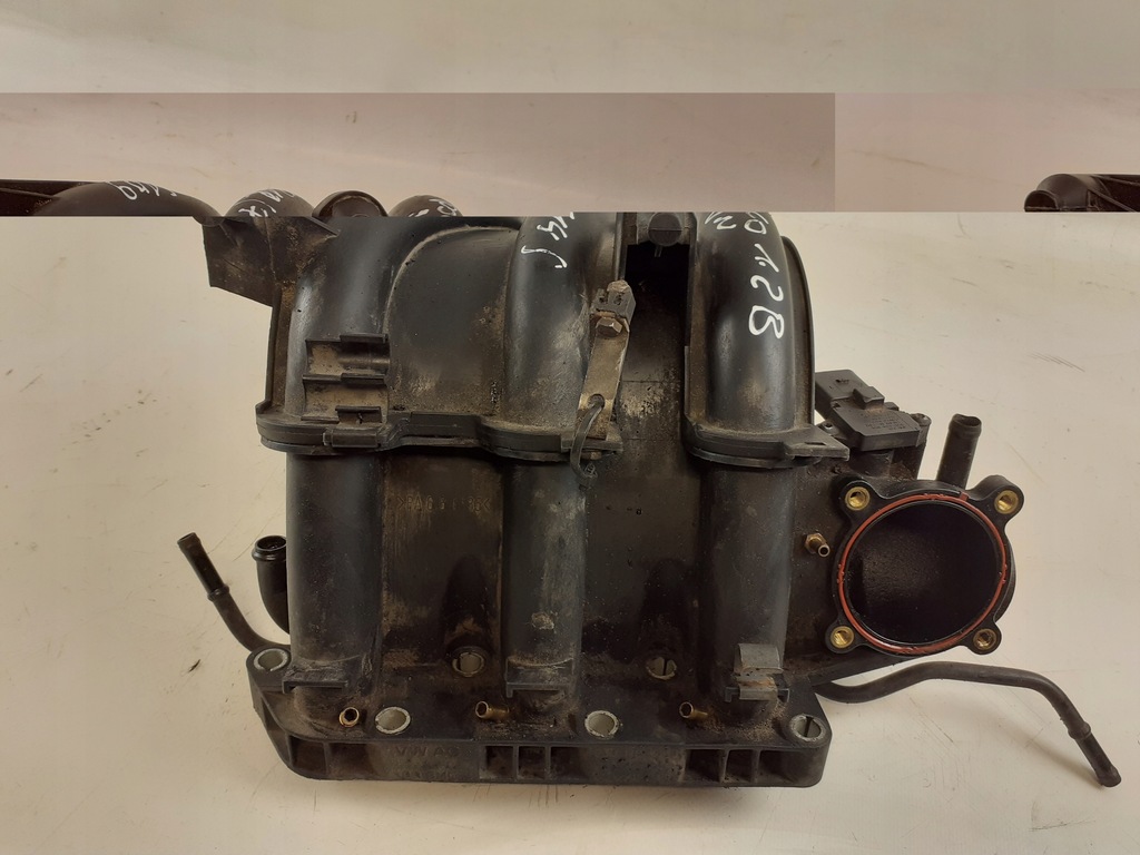 фото №5, Коллектор всасывающий vw polo 9n 1.2