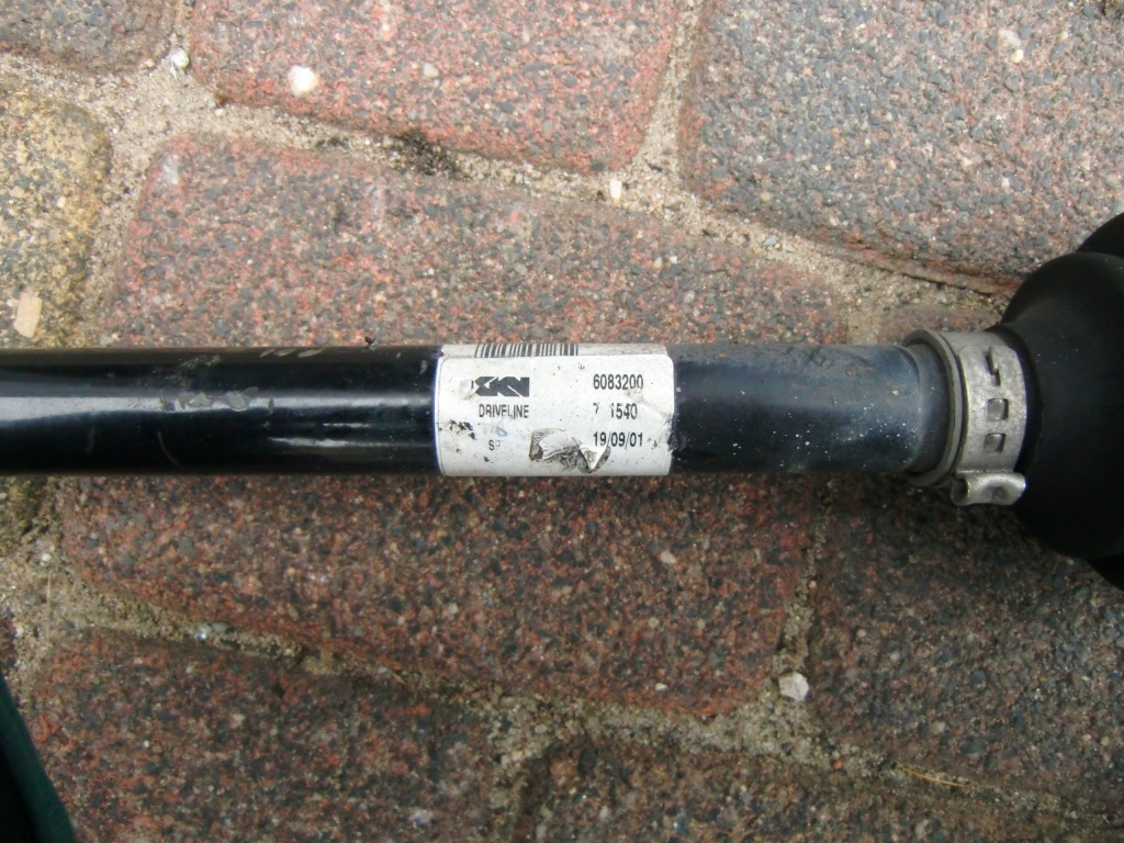 Приводной вал правая opel corsa e 1.2 1.4 бензин 13149829 в Украине