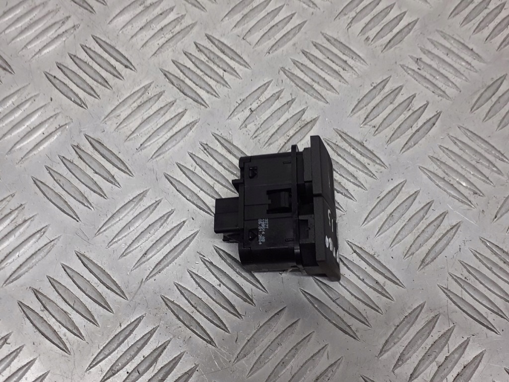 фото №2, Кнопка кришки багажника ford mondeo mk3