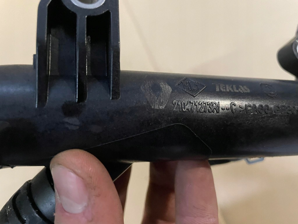 фото №2, Шланг патрубок труба води dacia sandero iii 210471273r