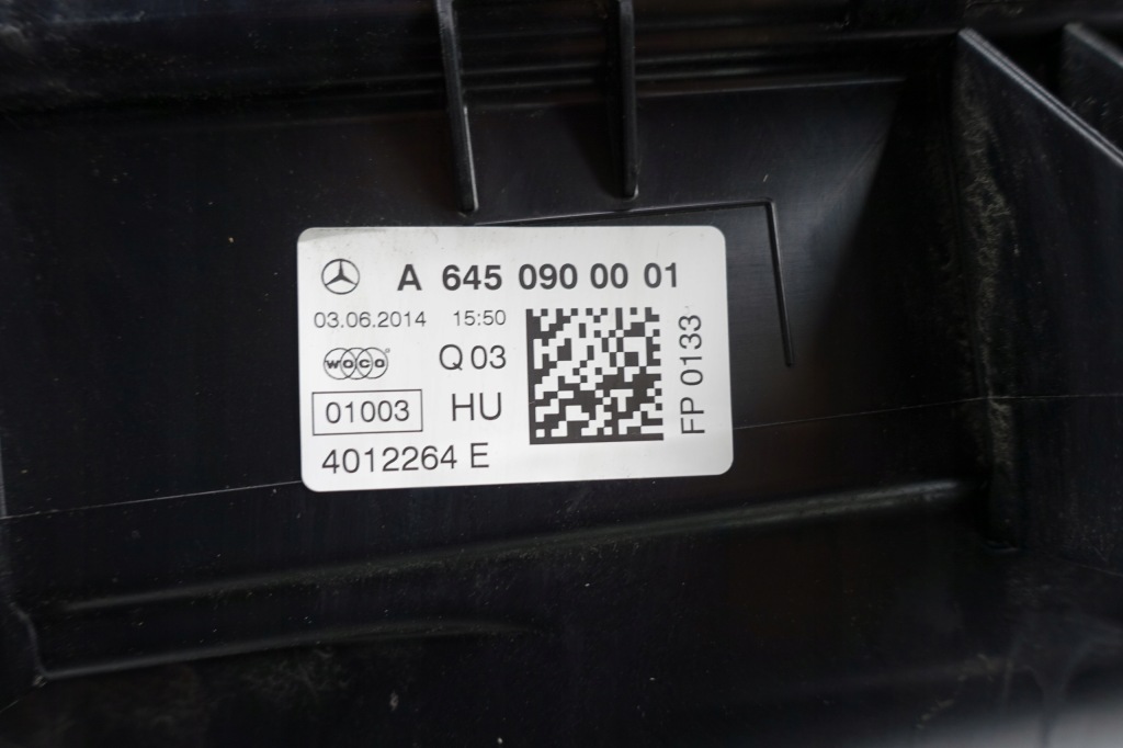 фото №8, Mercedes w176 защита корпус фильтра воздуха датчик 6450900001 w246