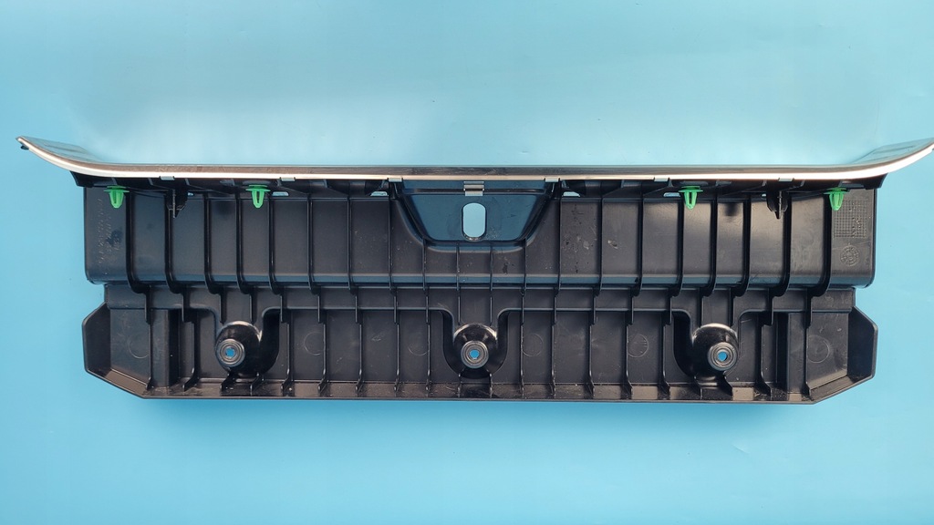 фото №13, Mercedes w218 cls 350 захист молдинг поріг багажника a2186900027