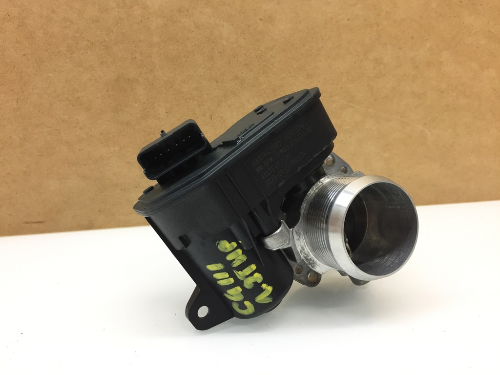 фото №1, Citroen c4 iii 20- 1.2thp дроссельная заслонка 98019442080