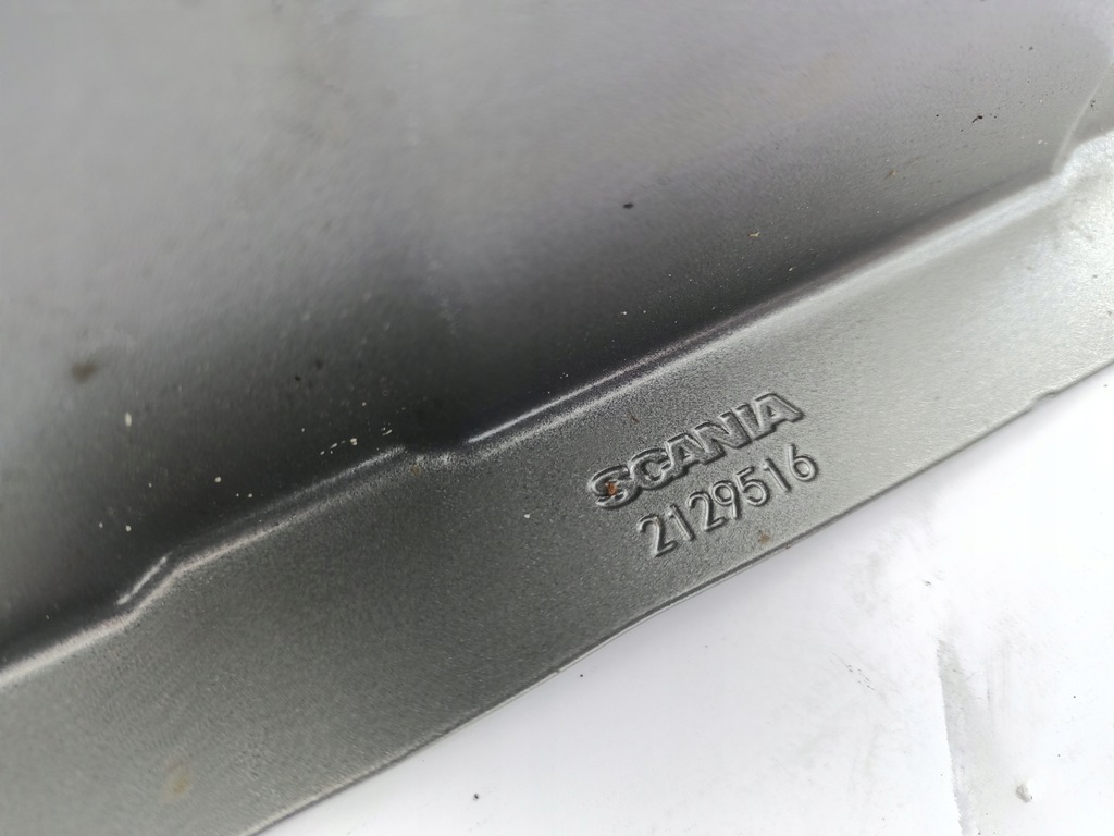 фото №2, Захист замка бардачка scania r s porywa