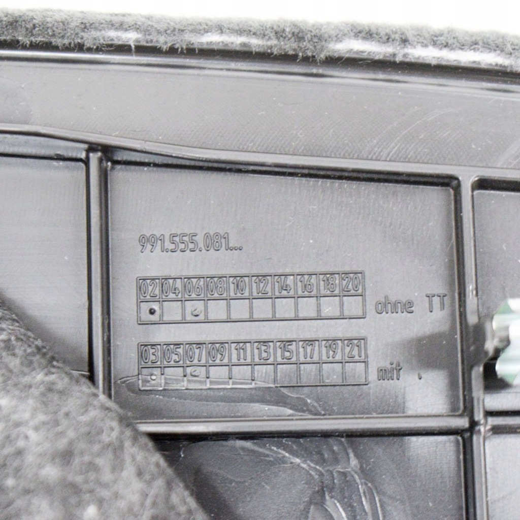 фото №7, Porsche 911 991 2017 обшивка багажника